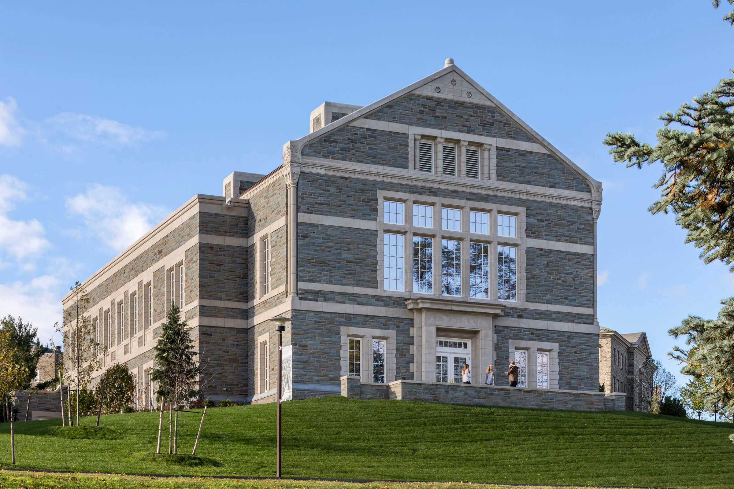 Benton Hall Career Service Building — Robert A.M. Stern Architects, LLP